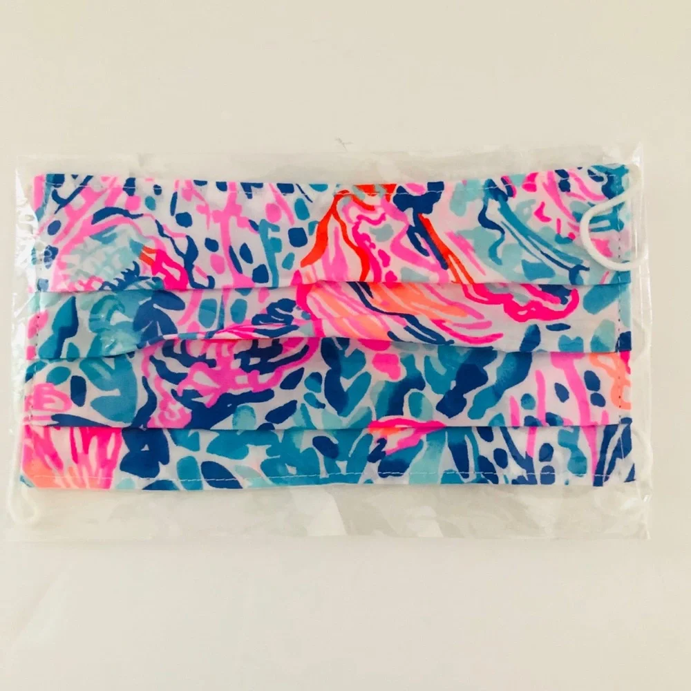 Lilly Pulitzer (3) three NWT authentic tropical face masks set of 3